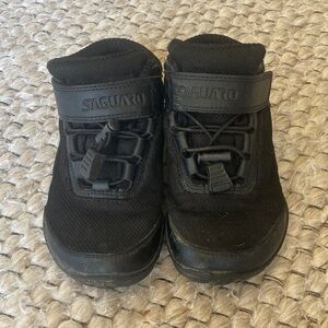 Saguaro Black Waterproof Barefoot Boots